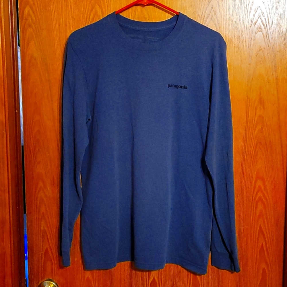 Mens patagonia shirt size small